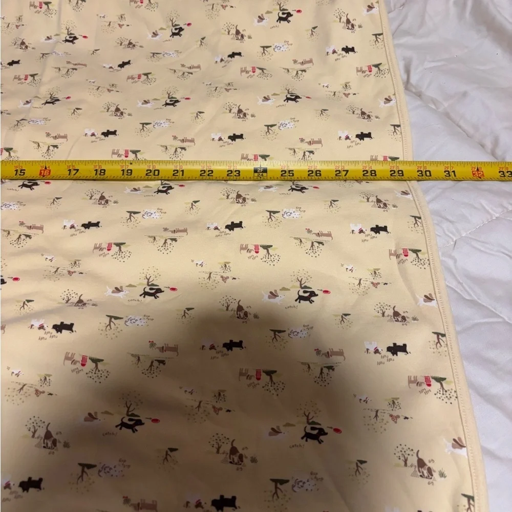Baby blanket 25 x 30 Cream soft with dog design